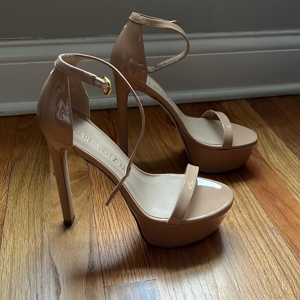 Stuart Weitzman NUDIST HOLLYWOOD PLATFORM SANDAL